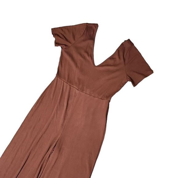 Urban outfitters deep v brown ribbed short sleeve flare leg jumpsuit - Picture 3 of 8